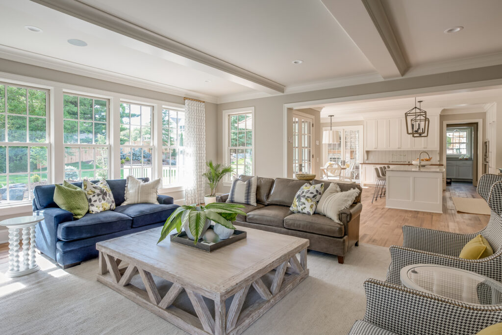 living room with trim- how to make a room look bigger with paint
