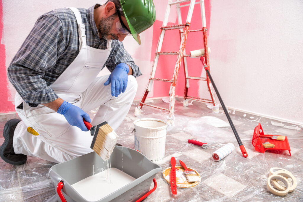 hiring a painter- exterior paint types