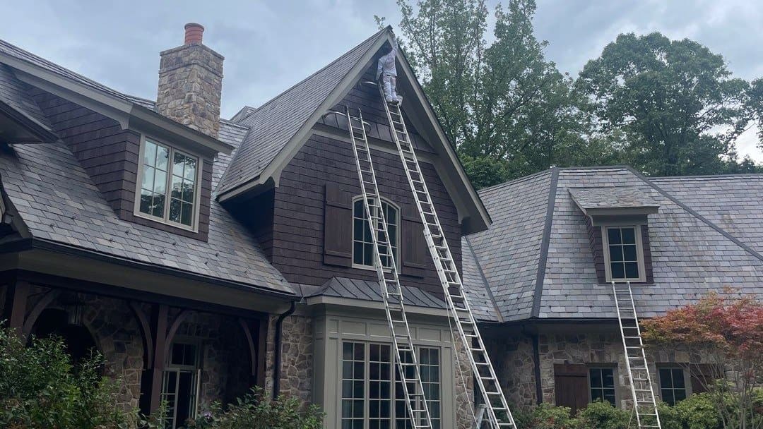 hire a painter to paint the exterior of your house in reston va