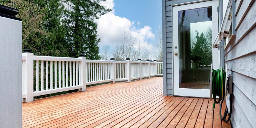 Freshly,Stain,Large,Home,Walk,Out,Cedar,Wood,Deck,Patio