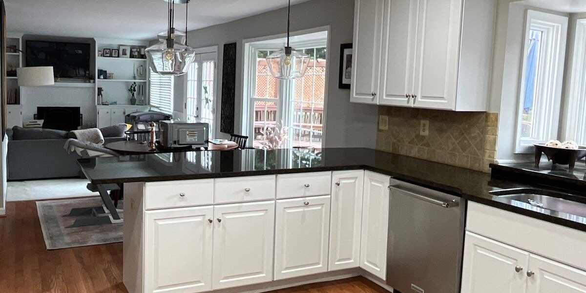 cost to paint kitchen cabinets